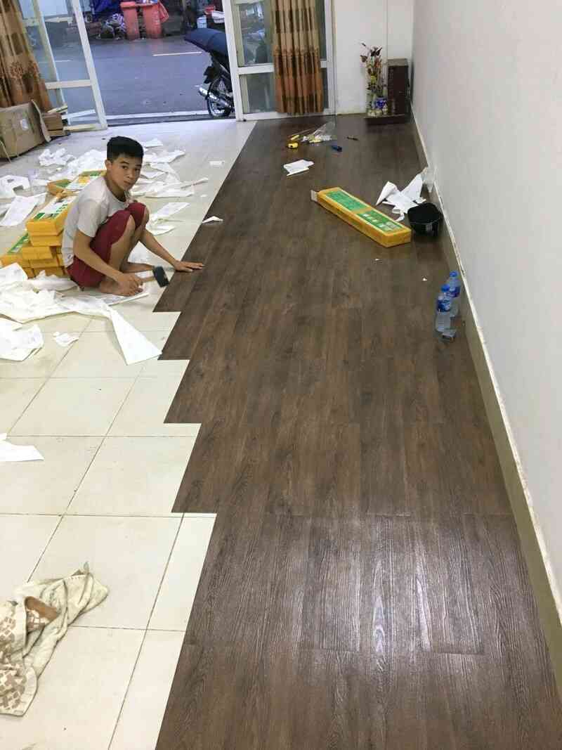 Giấy dán nền nhà chống nước