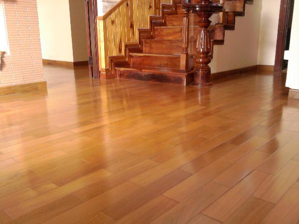 Gợi ý kết hợp sàn gỗ cà chít phù hợp với không gian